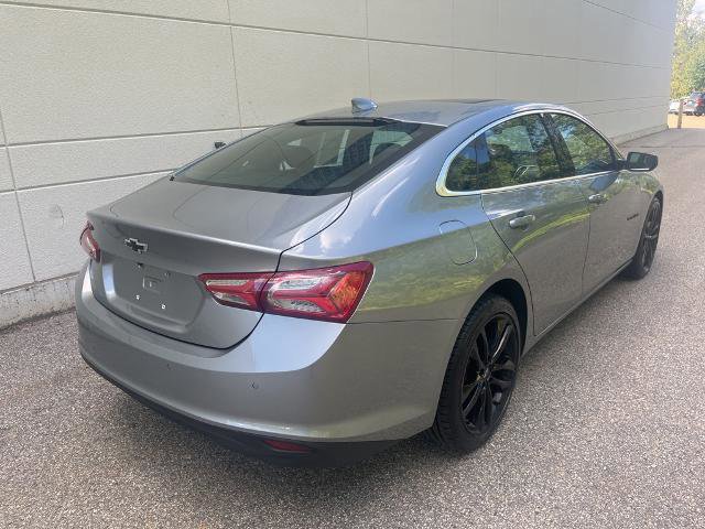 Used 2025 Chevrolet Malibu LT w/ Redline Edition image 3