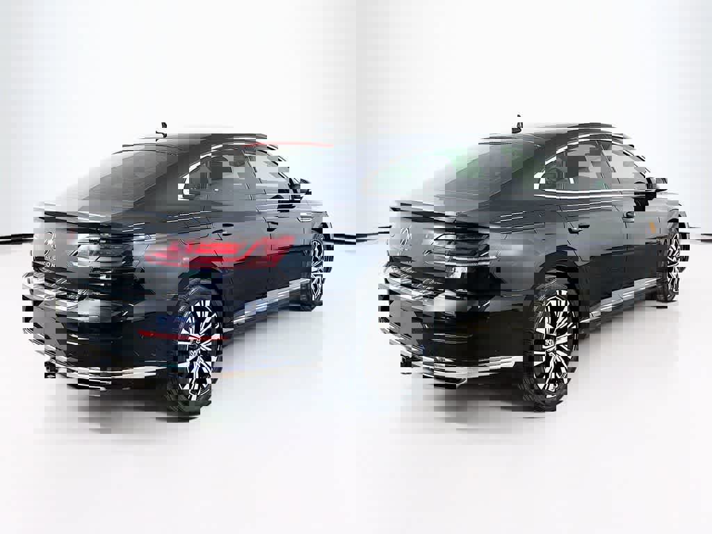 Used 2021 Volkswagen Arteon SE image 5