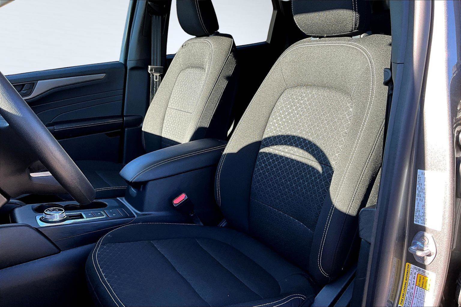 Certified 2025 Ford Escape Active image 14