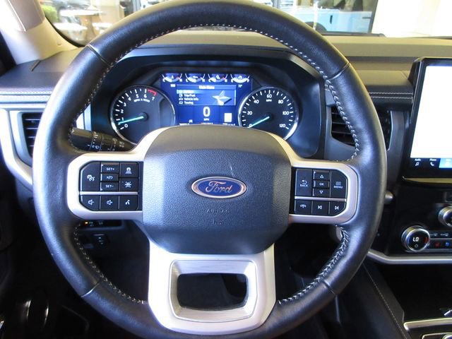 Certified 2024 Ford Expedition XLT RWD image 15