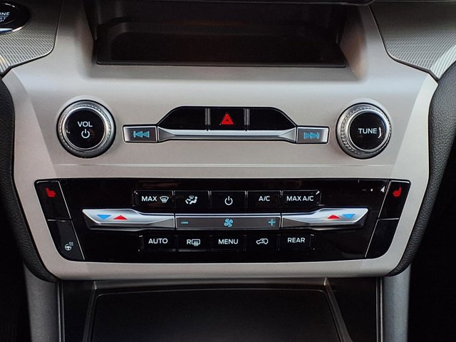 Certified 2023 Ford Explorer XLT w/ Equipment Group 202A image 14