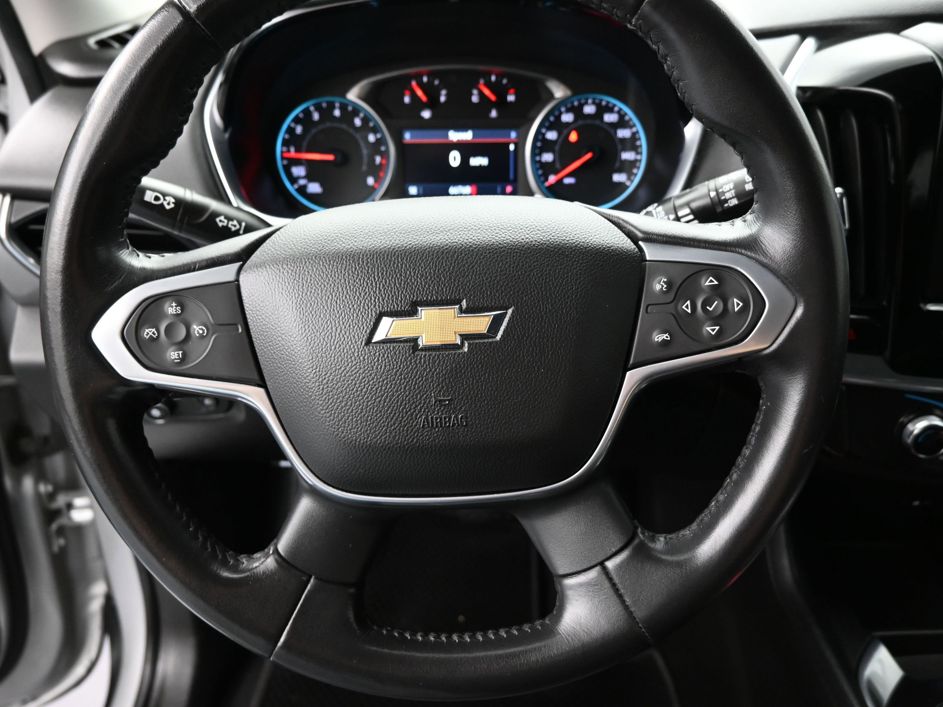 Used 2021 Chevrolet Traverse LT image 41