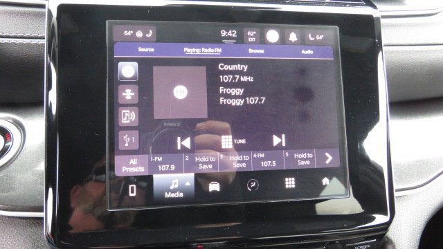 Used 2022 Jeep Grand Cherokee Altitude image 13