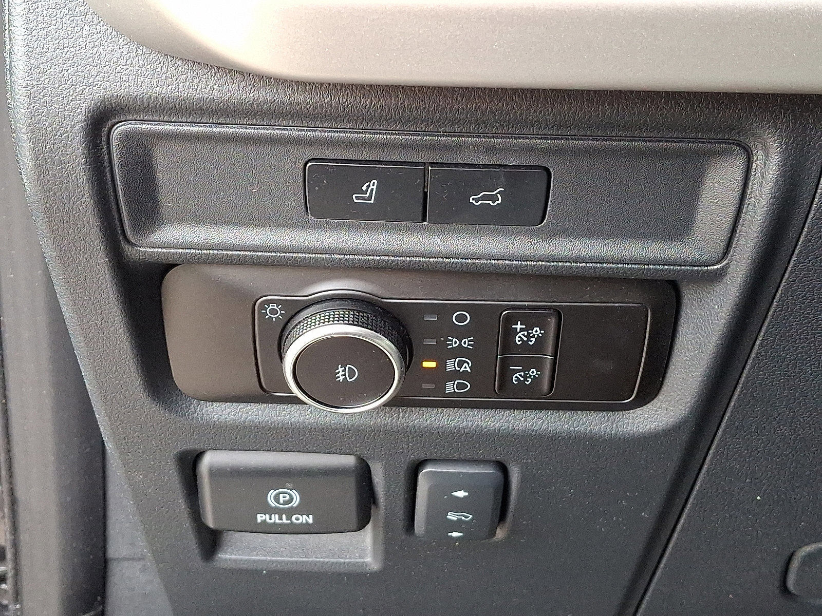 Certified 2023 Ford Expedition Max XLT image 29