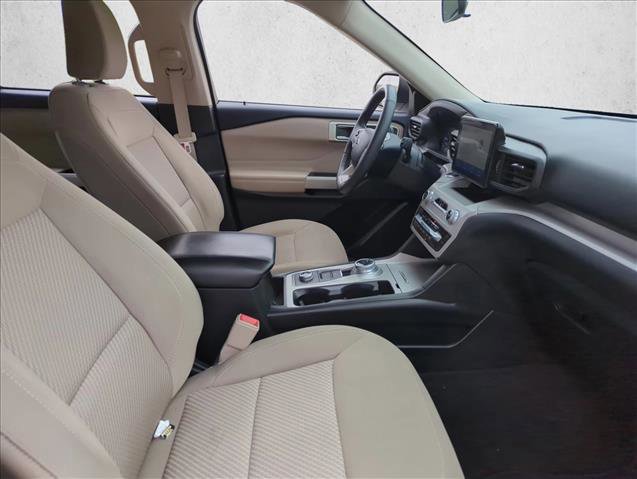 Certified 2023 Ford Explorer XLT image 25