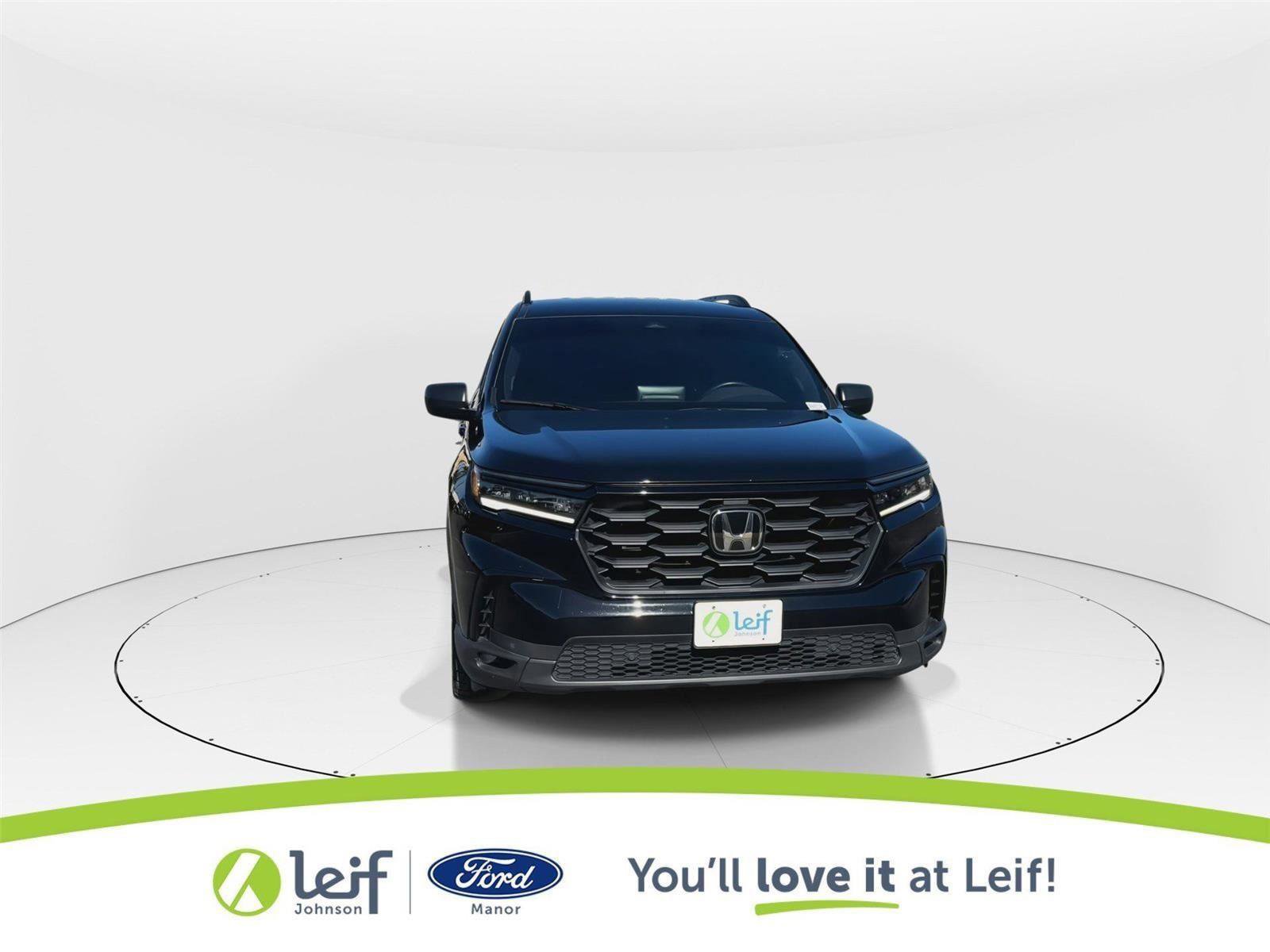 Used 2023 Honda Pilot Sport image 9