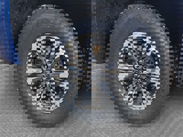 Used 2022 Chevrolet Colorado Z71 image 9