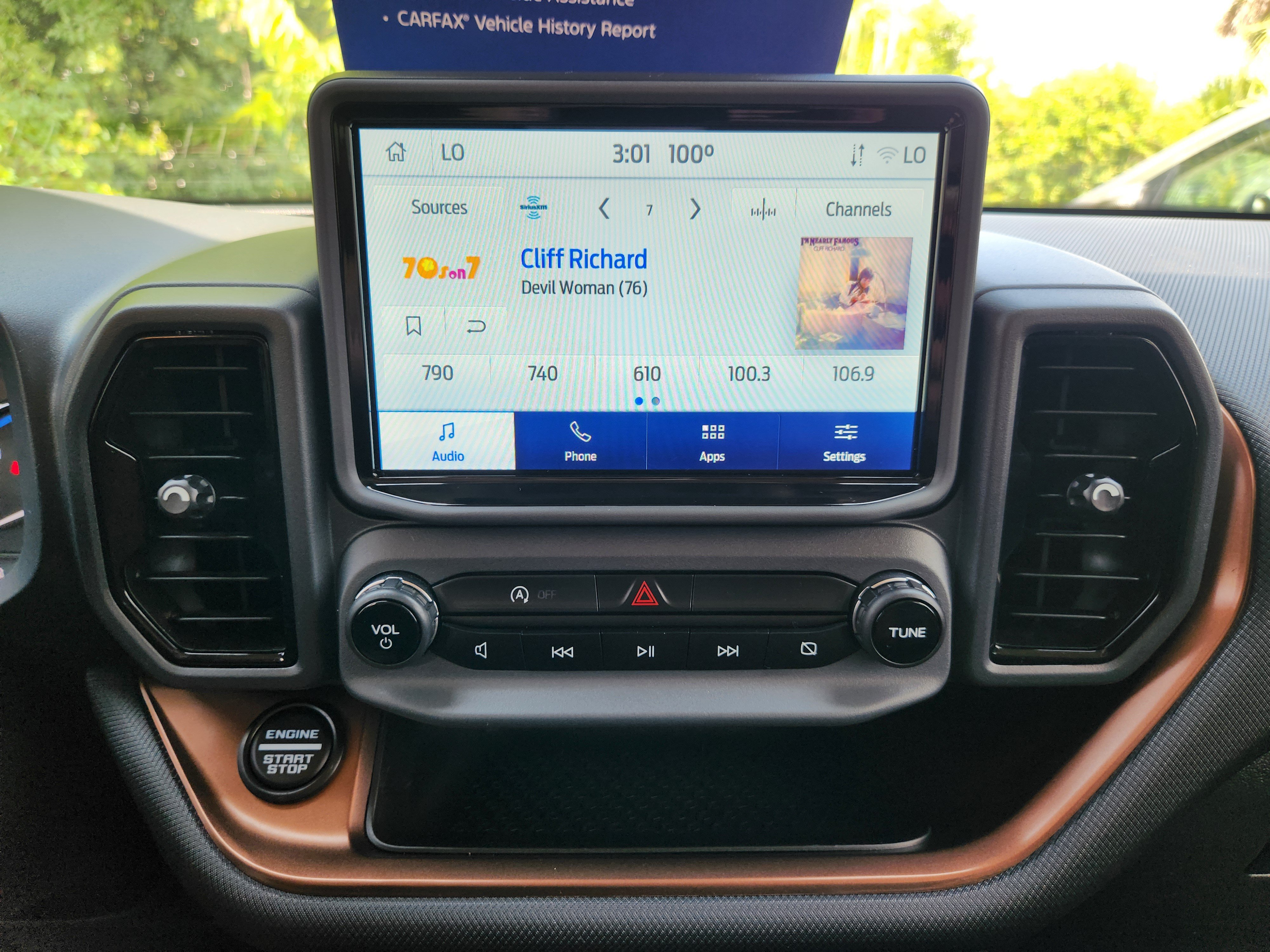 Certified 2022 Ford Bronco Sport Outer Banks w/ Tech Package AWD/4WD image 12