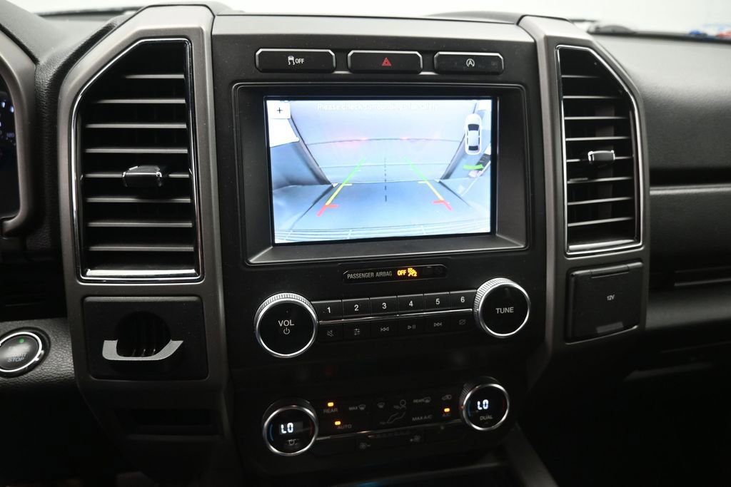 Certified 2019 Ford Expedition Max XLT RWD image 4