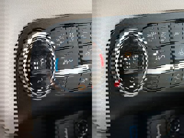 Certified 2020 Ford Escape Titanium image 17