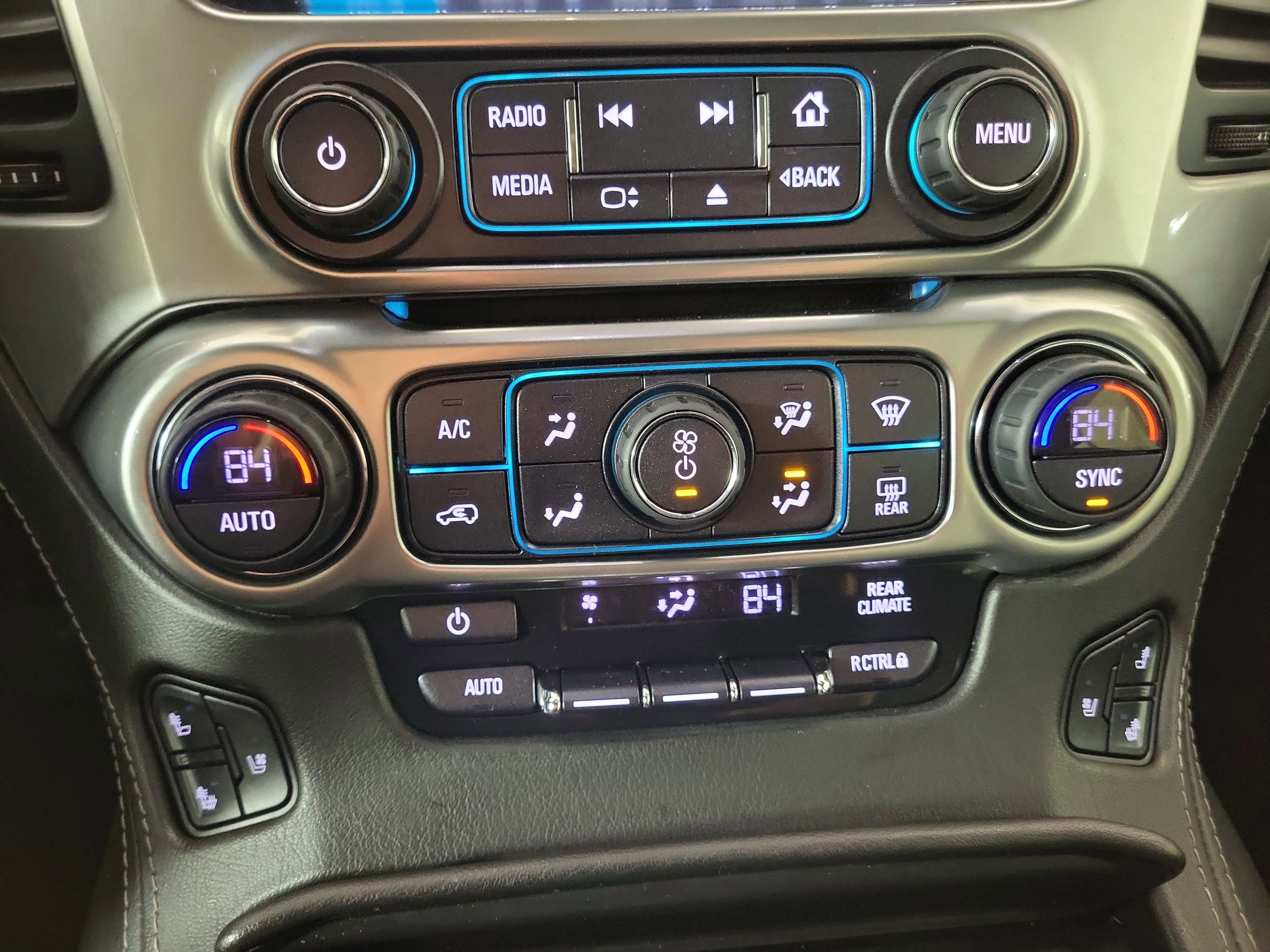 Used 2019 Chevrolet Tahoe Premier w/ Max Trailering Package image 21