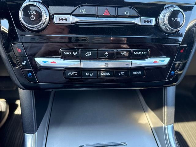 Certified 2022 Ford Explorer Platinum w/ Equipment Group 601A AWD/4WD image 29