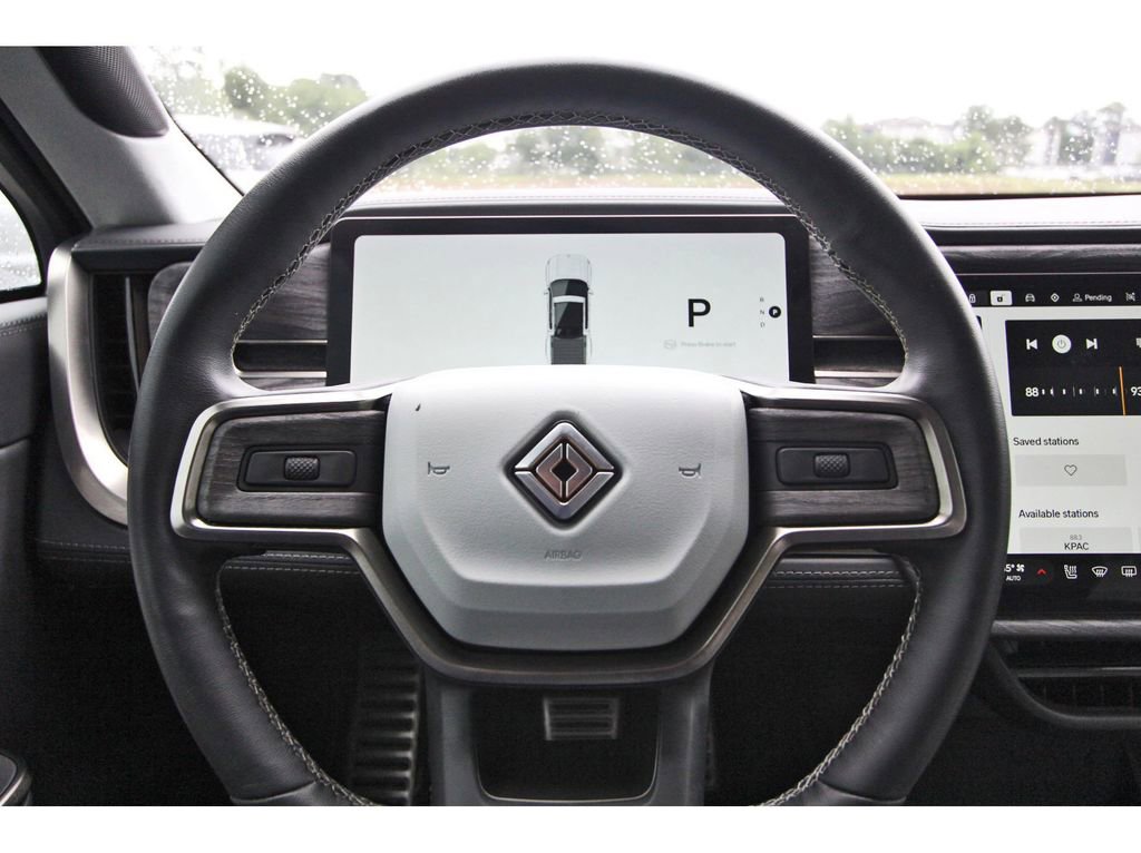 Used 2022 Rivian R1T Adventure AWD/4WD image 14