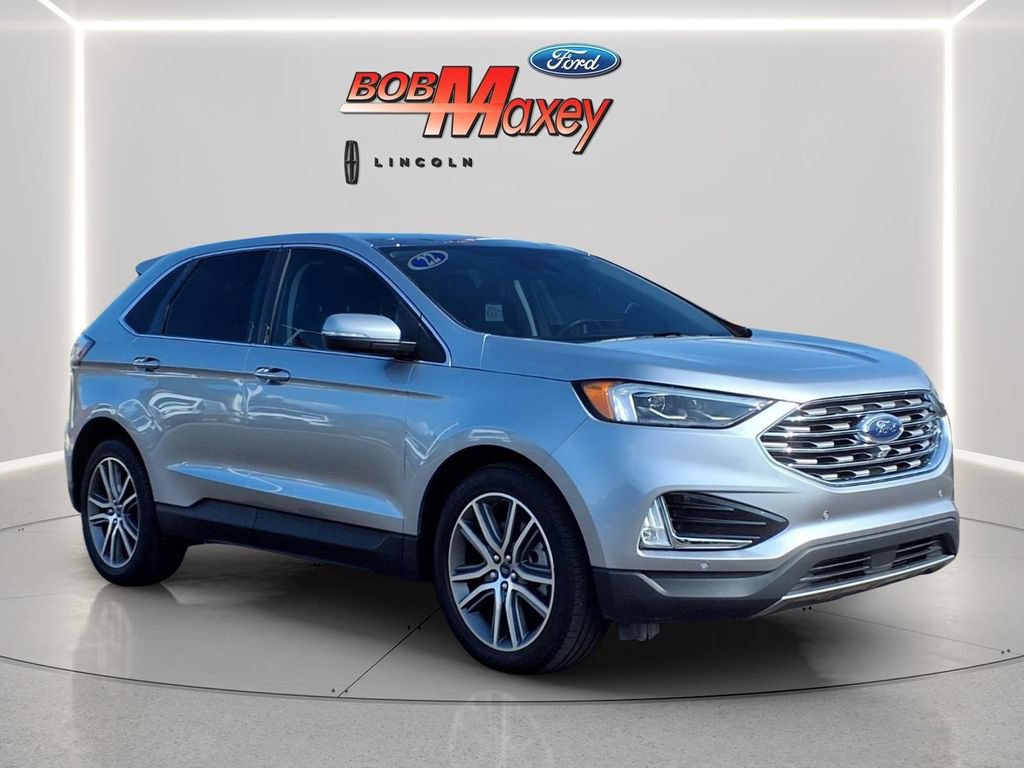 Certified 2022 Ford Edge Titanium w/ Equipment Group 301A AWD/4WD image 3