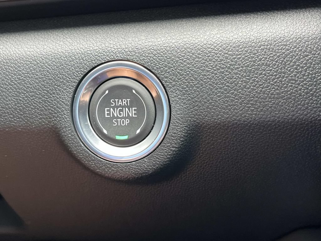 Used 2026 GMC Terrain AT4 w/ Convenience Package III AWD/4WD image 37
