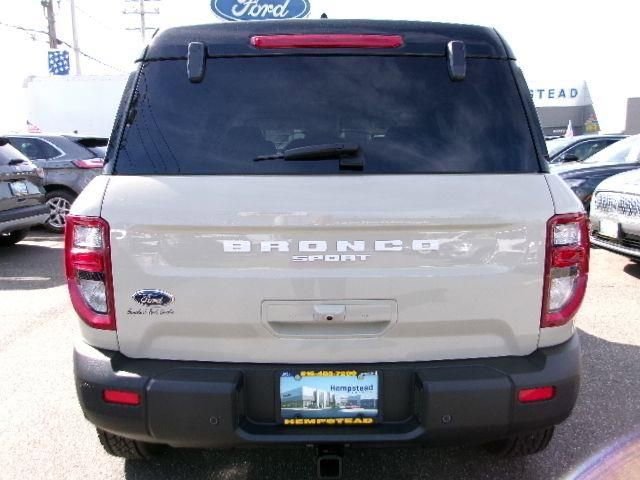 Certified 2025 Ford Bronco Sport Badlands AWD/4WD image 7
