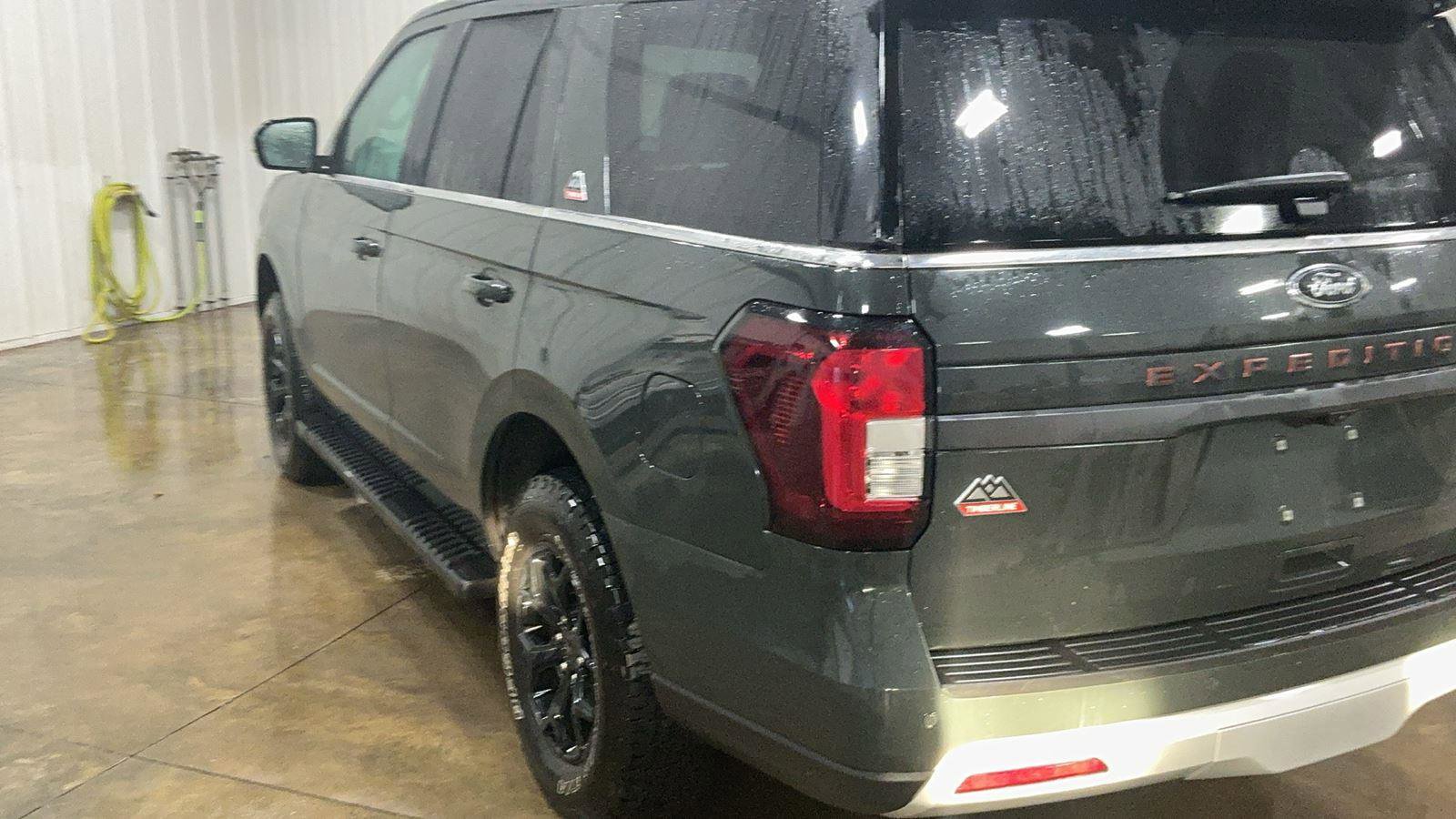 Certified 2022 Ford Expedition Timberline image 7