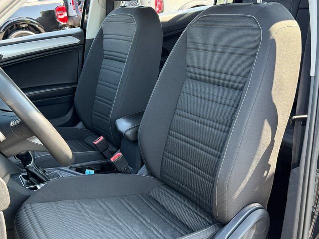 Used 2023 Volkswagen Tiguan S FWD image 9