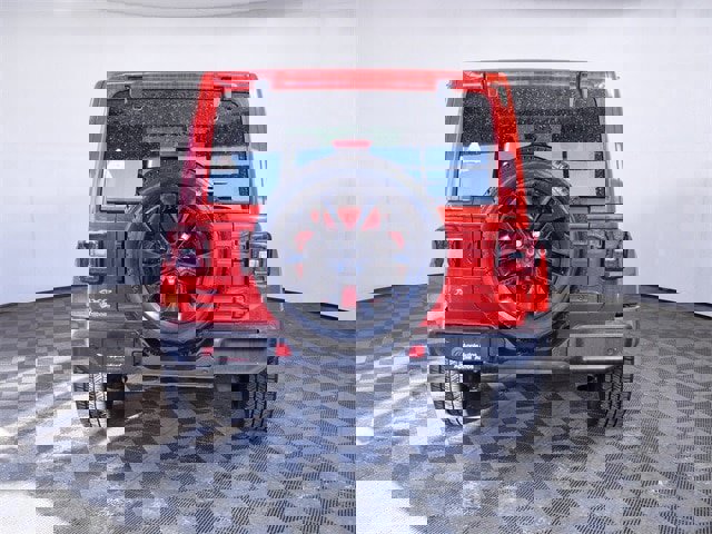 Used 2021 Jeep Wrangler Unlimited Sahara 4xe w/ Cold Weather Group image 3