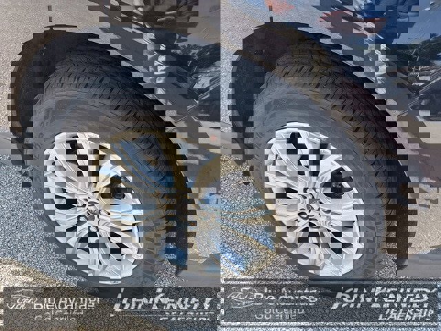 Certified 2024 Ford Edge Titanium image 39