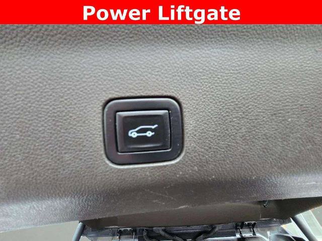 Used 2021 Chevrolet Tahoe LT w/ LT Signature Package image 28