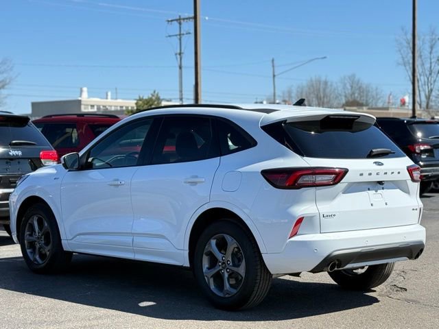 Certified 2023 Ford Escape ST-Line Select w/ Tech Pack #2 AWD/4WD image 42