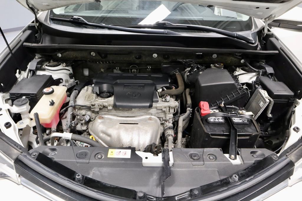 Used 2018 Toyota RAV4 Limited w/ All Weather Liner Package AWD/4WD image 17