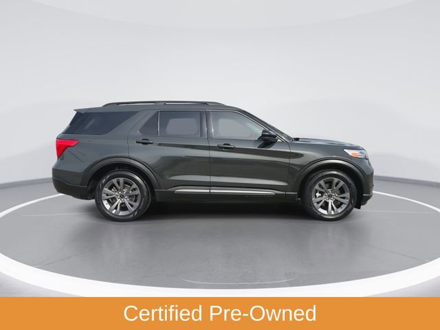 Certified 2022 Ford Explorer XLT w/ Equipment Group 202A image 9