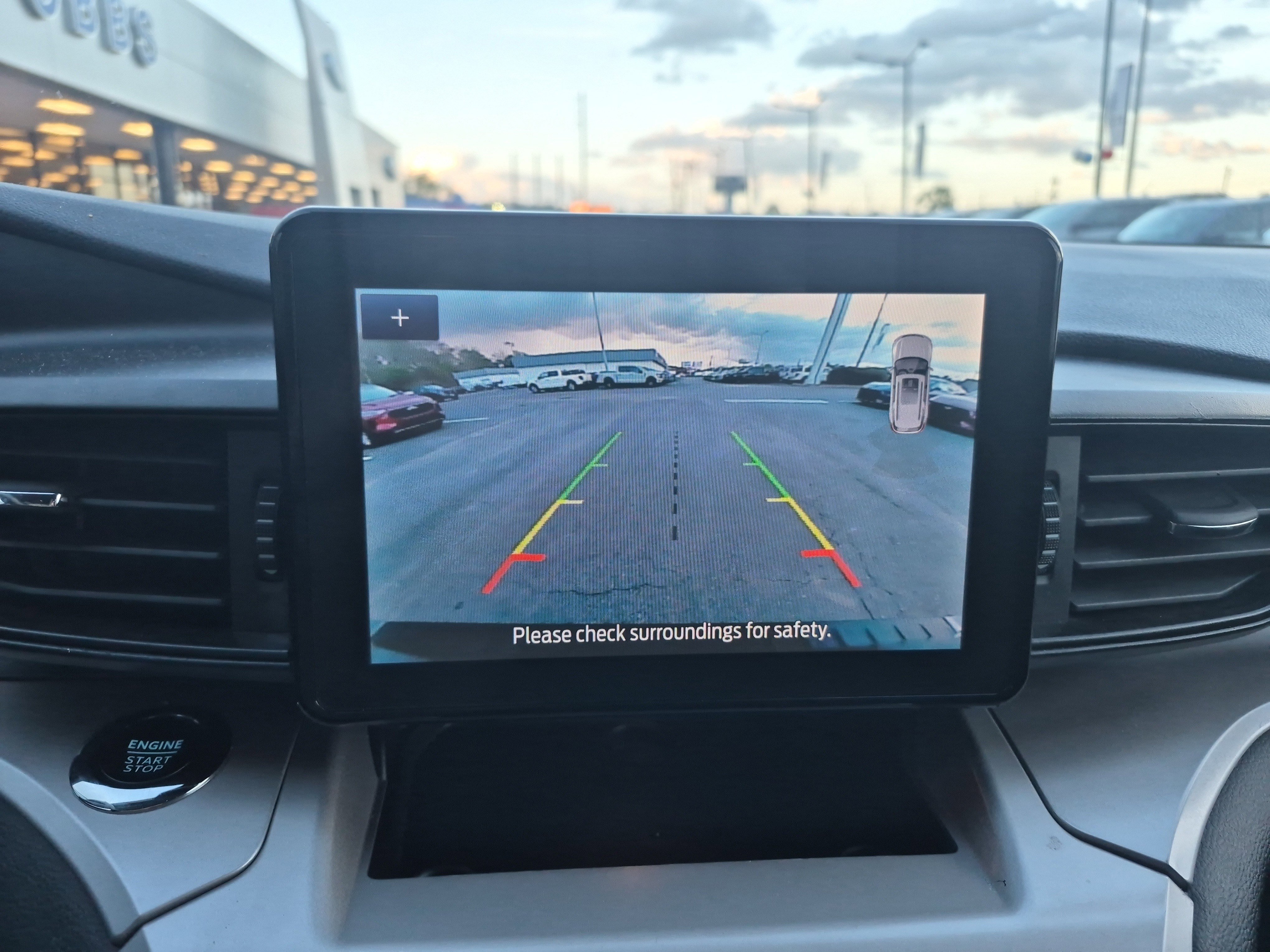 Certified 2024 Ford Explorer XLT image 35