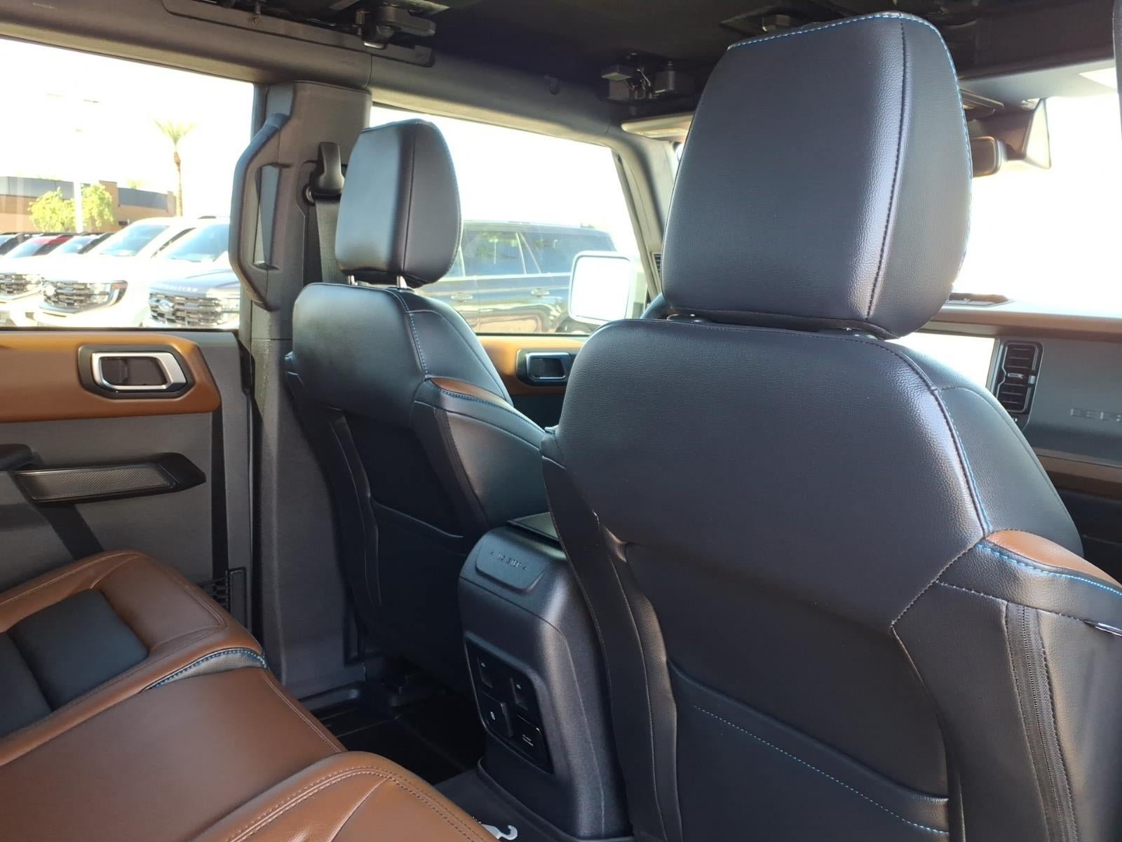 Certified 2024 Ford Bronco Outer Banks AWD/4WD image 13