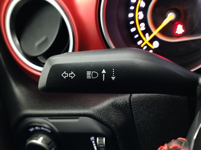 Used 2023 Jeep Wrangler Unlimited Rubicon w/ Cold Weather Group AWD/4WD image 36
