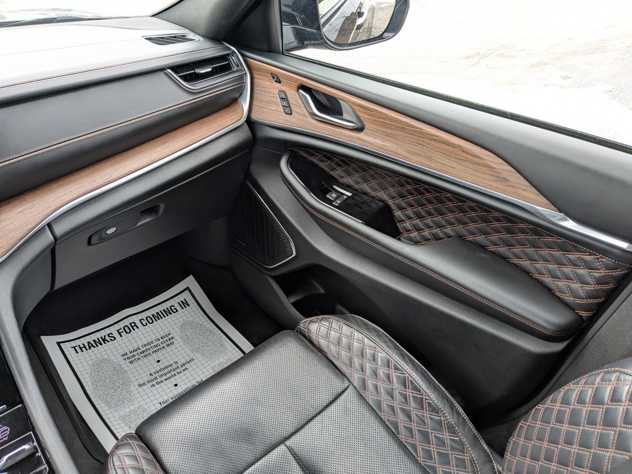 Used 2021 Jeep Grand Cherokee L Summit w/ Advanced Protech Group IV image 23