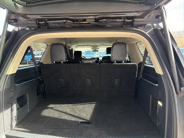 Certified 2024 Ford Expedition Max XLT image 10