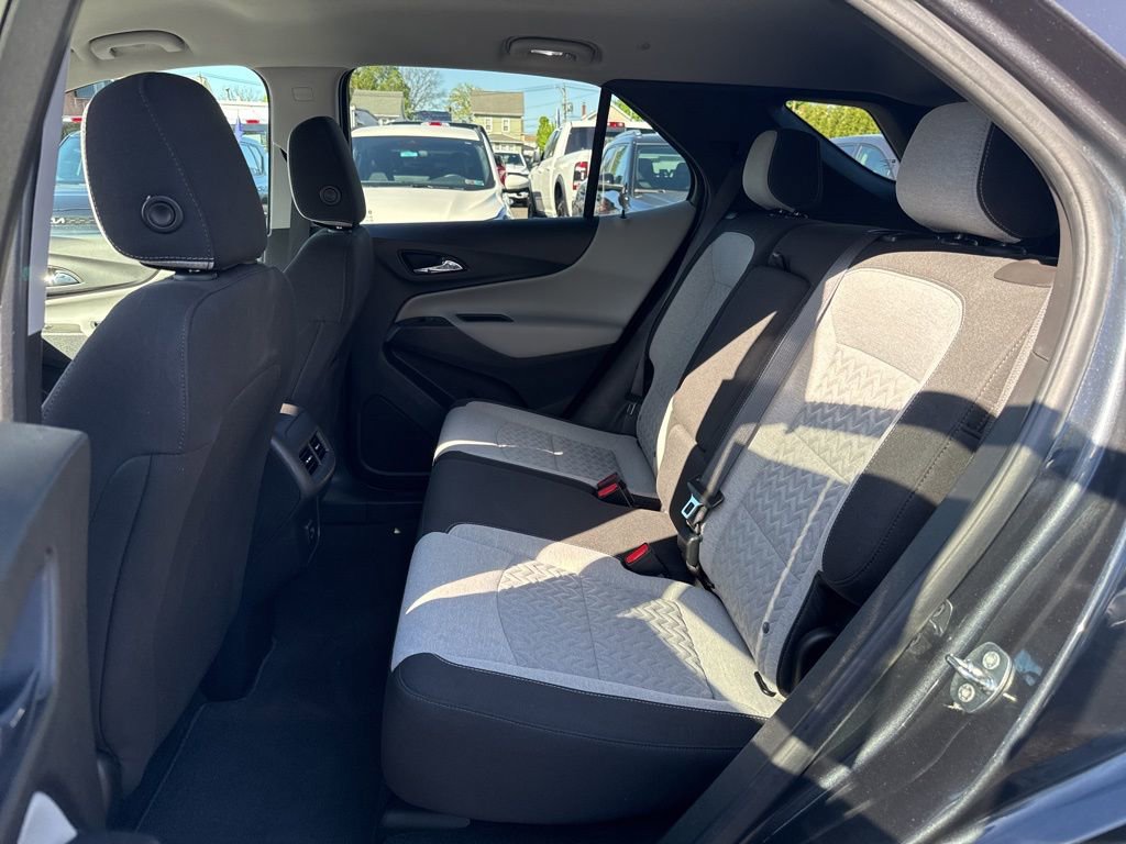 Used 2022 Chevrolet Equinox LT AWD/4WD image 16