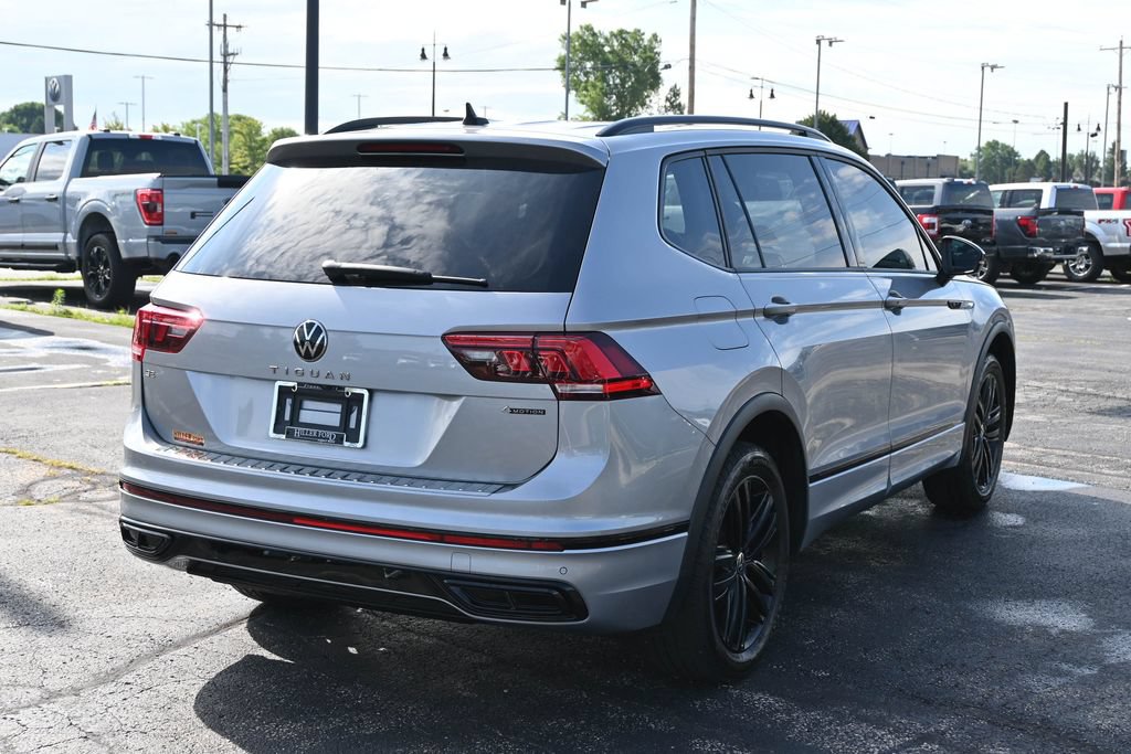 Used 2022 Volkswagen Tiguan SE R-Line AWD/4WD image 9