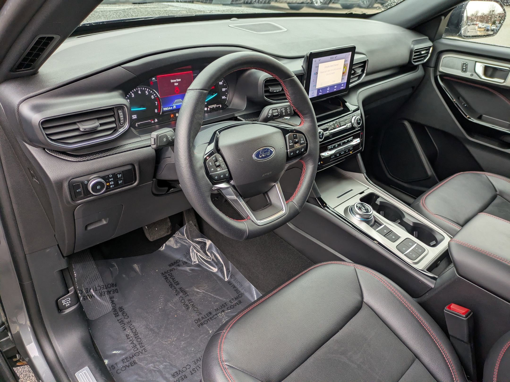 Certified 2024 Ford Explorer ST-Line w/ Class IV Trailer Tow Package image 15