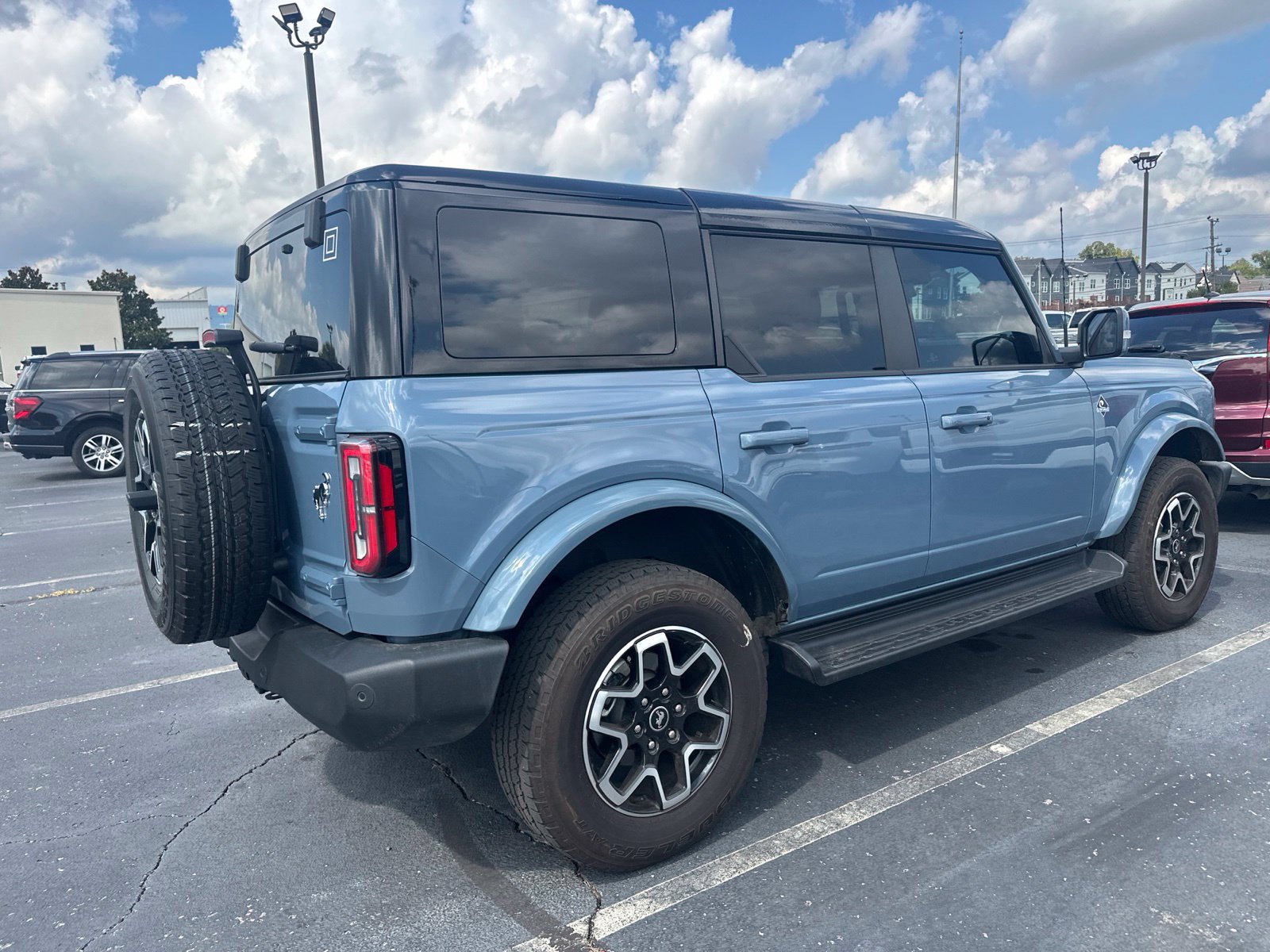 Certified 2025 Ford Bronco Outer Banks AWD/4WD image 4
