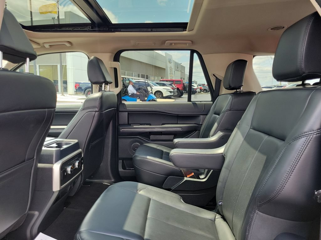 Certified 2024 Ford Expedition Max XLT AWD/4WD image 14