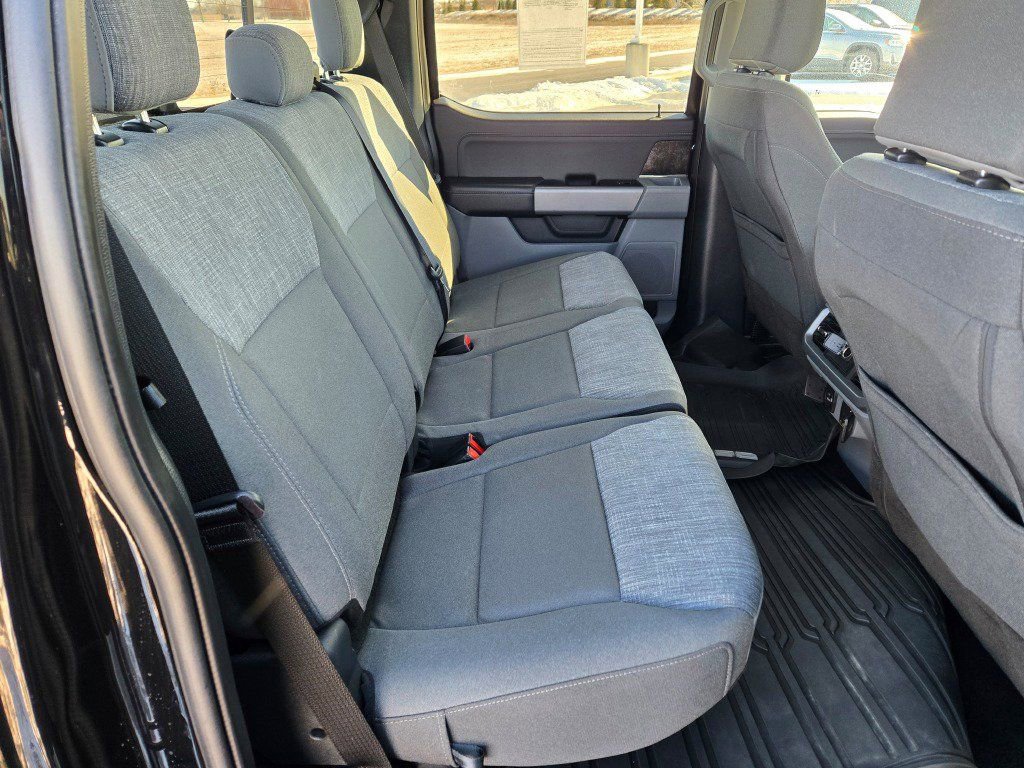 Certified 2022 Ford F150 XLT w/ Equipment Group 302A High image 11