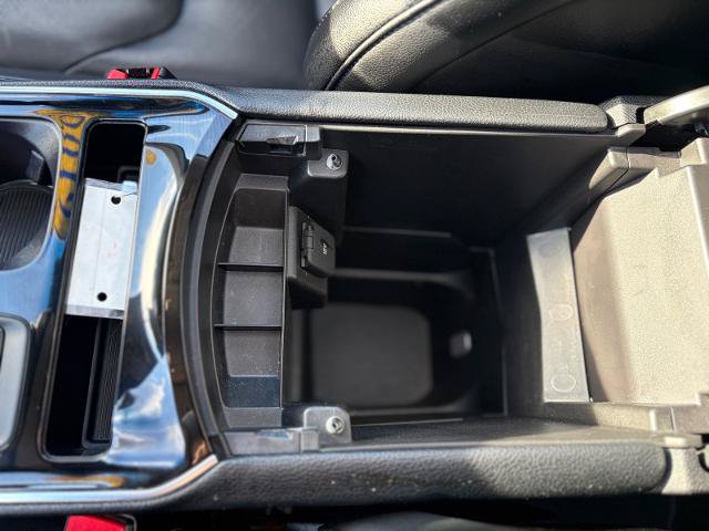 Certified 2019 Ford Edge Titanium w/ Equipment Group 301A FWD image 24