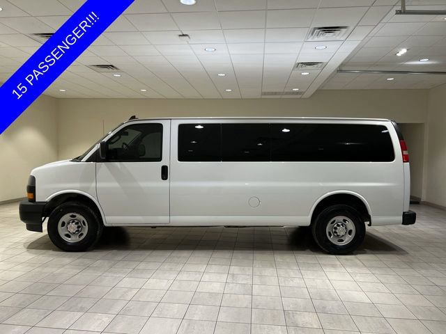 Used 2023 Chevrolet Express 3500 LS image 6