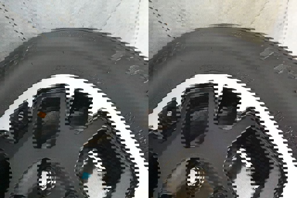 Used 2025 Toyota Tacoma TRD Off-Road image 34