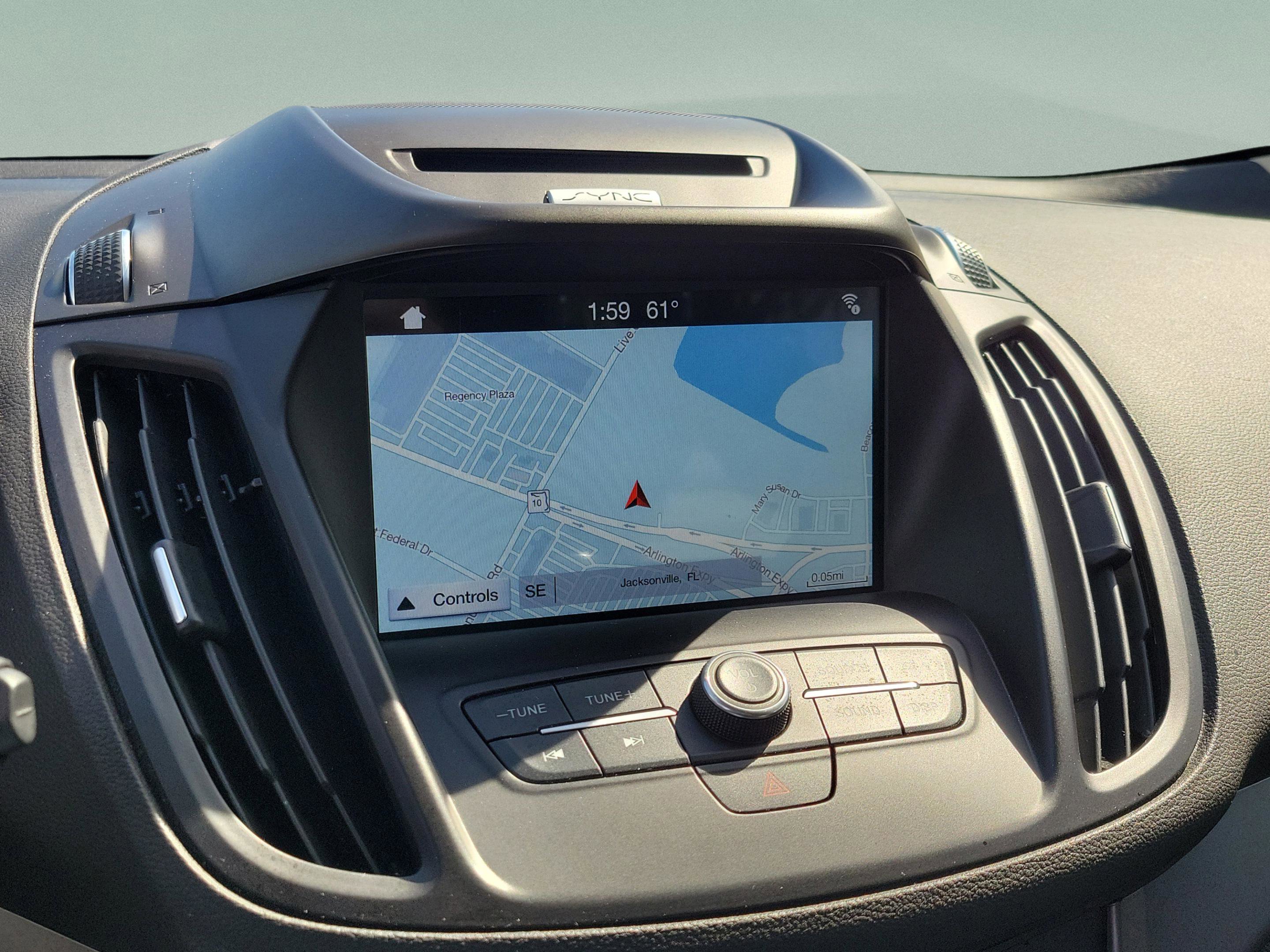 Certified 2017 Ford Escape SE w/ SE Leather Comfort Package image 16