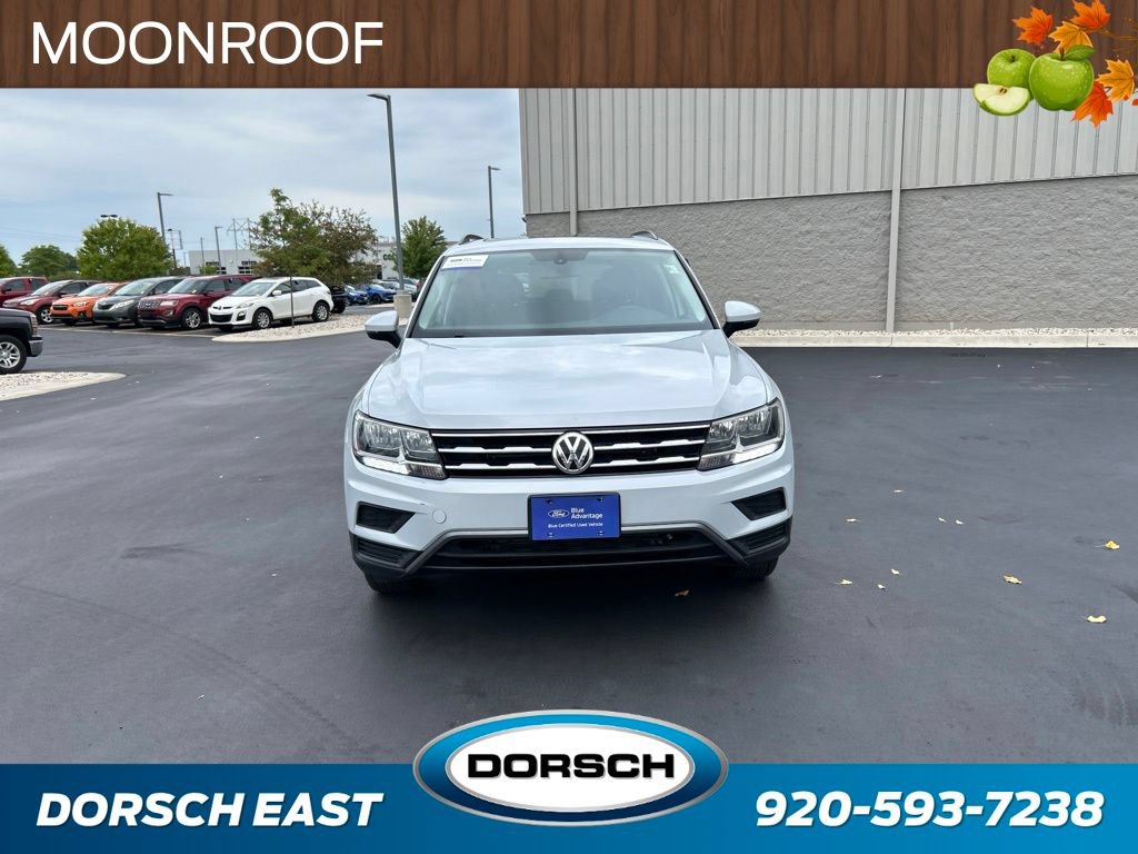 Used 2018 Volkswagen Tiguan SE w/ Panoramic Sunroof Package AWD/4WD image 3