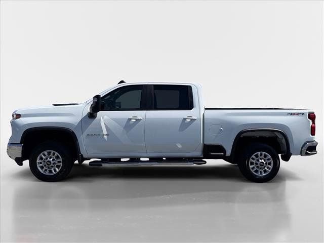 Used 2025 Chevrolet Silverado 2500 LT w/ Convenience Package image 6