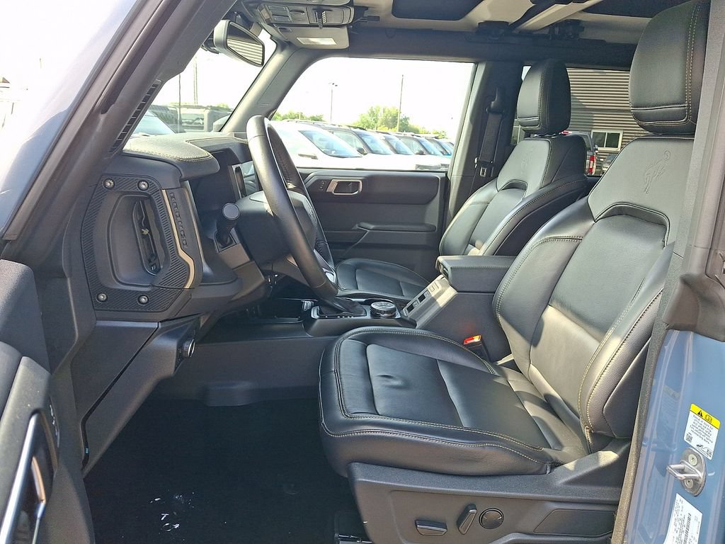 Certified 2025 Ford Bronco Badlands AWD/4WD image 14