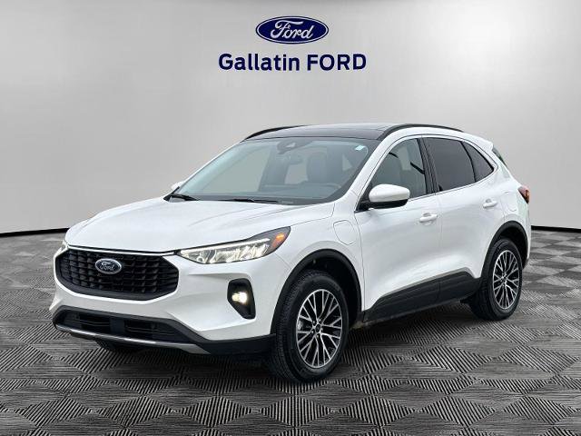 Certified 2025 Ford Escape SE image 1