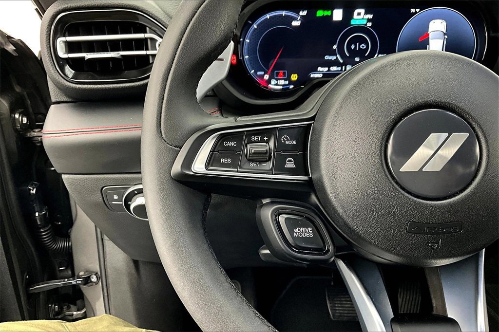 Used 2024 Dodge Hornet R/T image 18