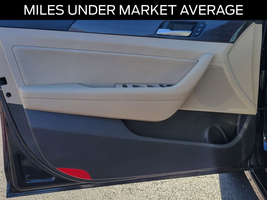 Used 2018 Hyundai Sonata Limited image 16