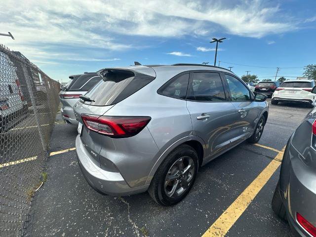 Certified 2024 Ford Escape ST-Line w/ Tech Pack #1 AWD/4WD image 5